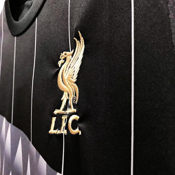 Camiseta Edición Conmemorativa del Liverpool, Negro-2-