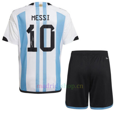 Conjunto de Camisetas Firmada Messi Argentina Primera Equipación 2022/23 Niño | madrid-shop.cn