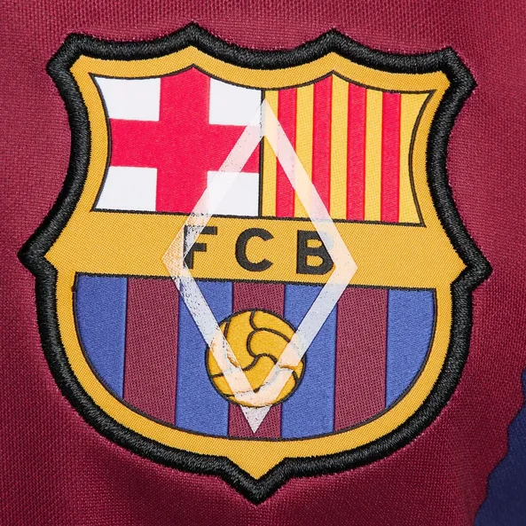 ¿Cómo es La Camiseta del Barcelona?-2-