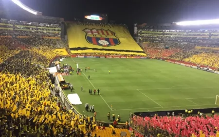 A qué hora juega el Barcelona de Ecuador